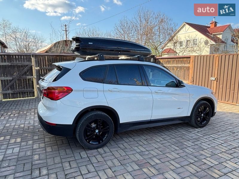 Внедорожник / Кроссовер BMW X1 2018 в Киеве