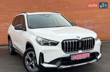 Внедорожник / Кроссовер BMW X1 2024 в Киеве