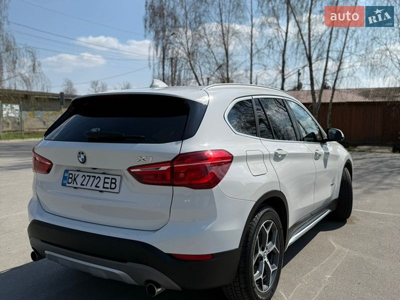 Внедорожник / Кроссовер BMW X1 2017 в Ровно