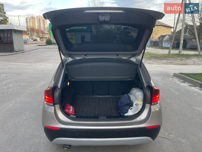 Внедорожник / Кроссовер BMW X1 2010 в Броварах