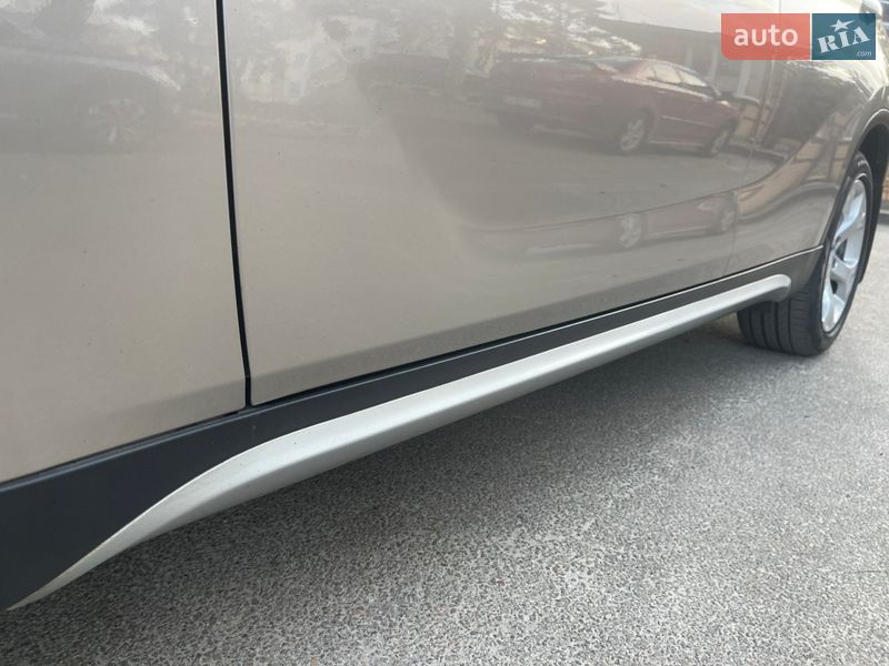 Внедорожник / Кроссовер BMW X1 2010 в Броварах