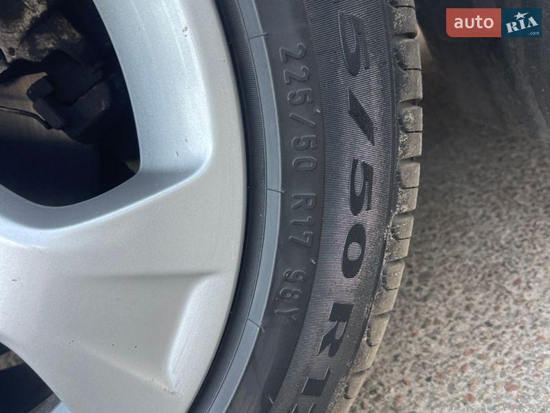 Внедорожник / Кроссовер BMW X1 2010 в Броварах