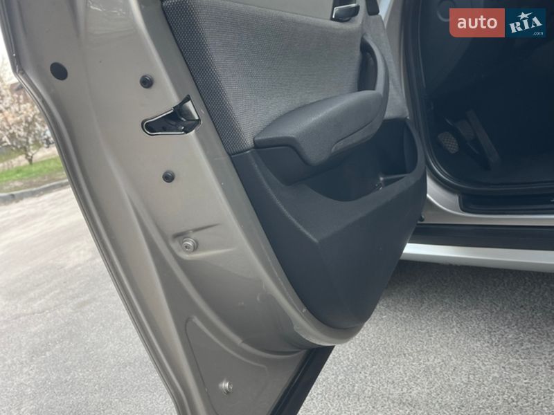 Внедорожник / Кроссовер BMW X1 2010 в Броварах