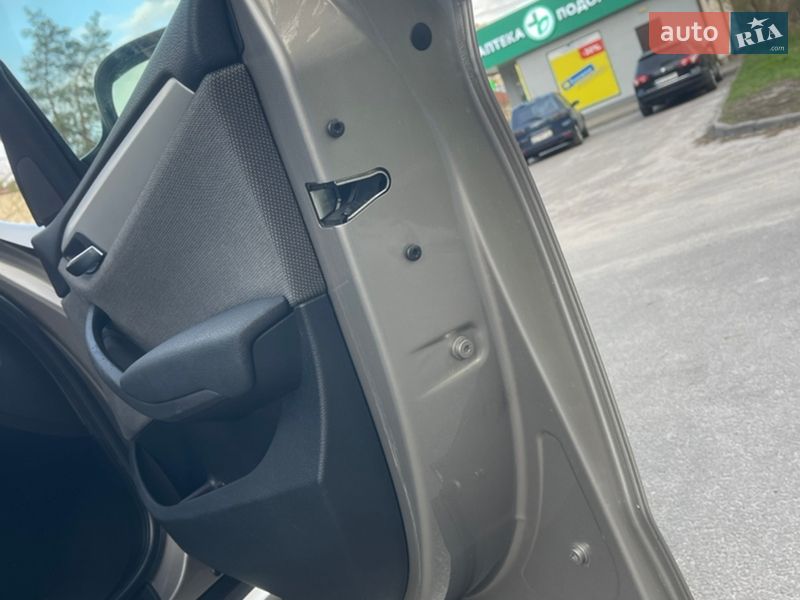 Внедорожник / Кроссовер BMW X1 2010 в Броварах