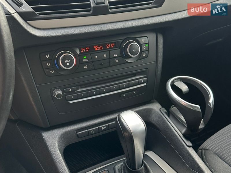 Позашляховик / Кросовер BMW X1 2011 в Мукачевому