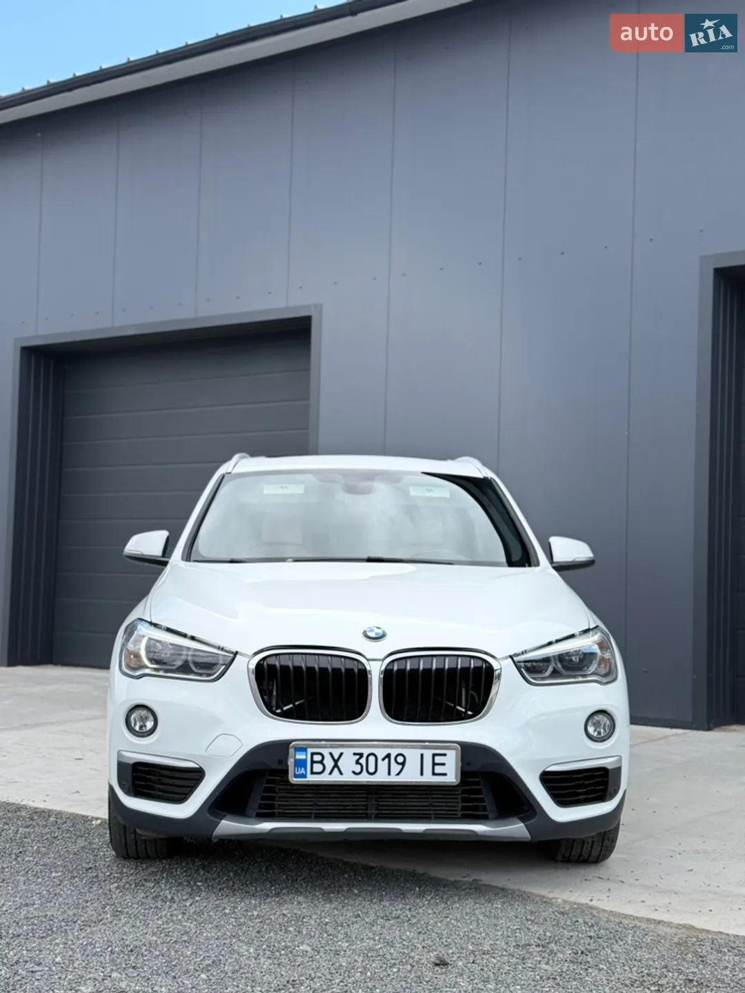 2017 BMW X1 - мініатюра 2