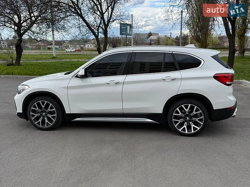BMW X1 2021 VIN WBXJG9C07M5U40101 фото оголошення 4 з 122