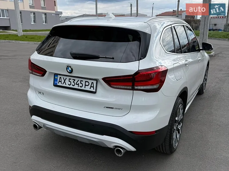 BMW X1 2021 VIN WBXJG9C07M5U40101 фото оголошення 10 з 122