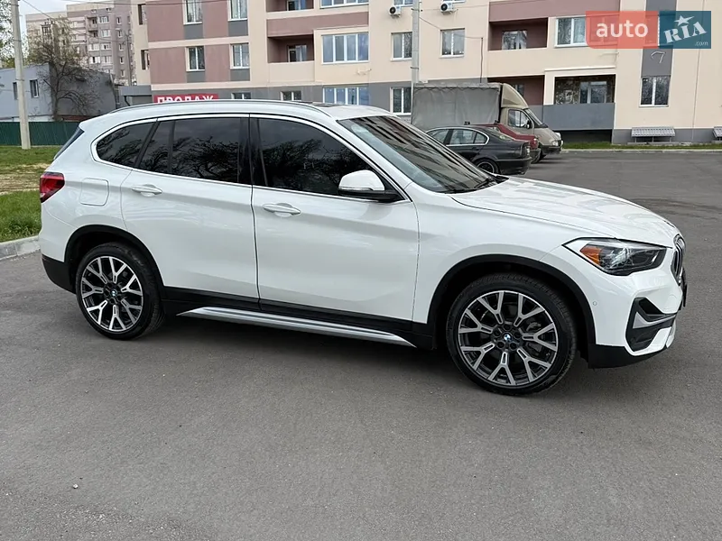 BMW X1 2021 VIN WBXJG9C07M5U40101 фото оголошення 14 з 122