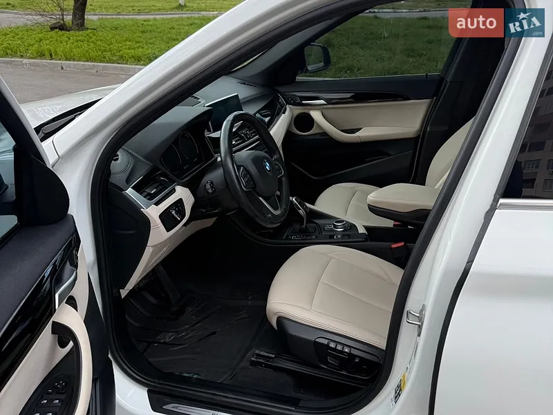 BMW X1 2021 VIN WBXJG9C07M5U40101 фото оголошення 22 з 122