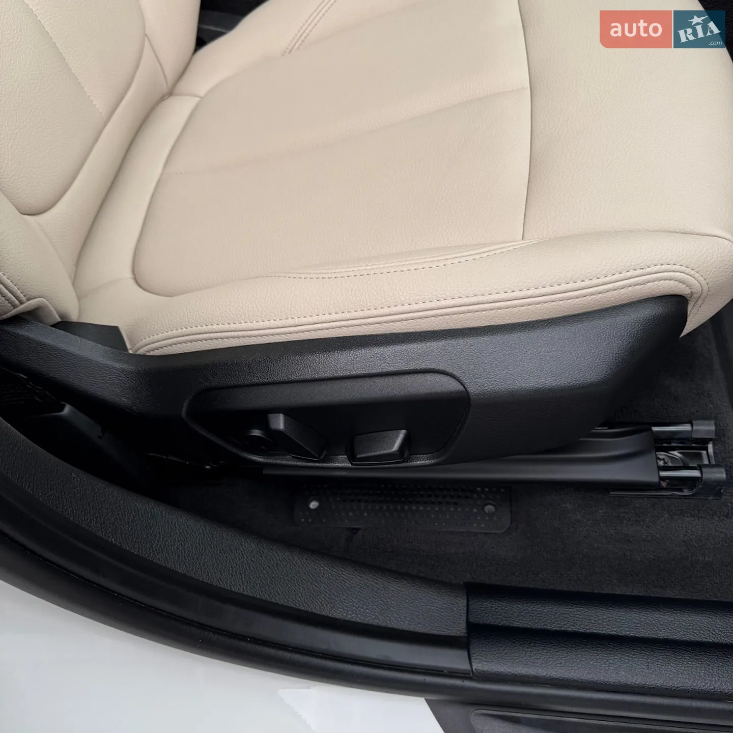 2021 BMW X1 - мініатюра 44