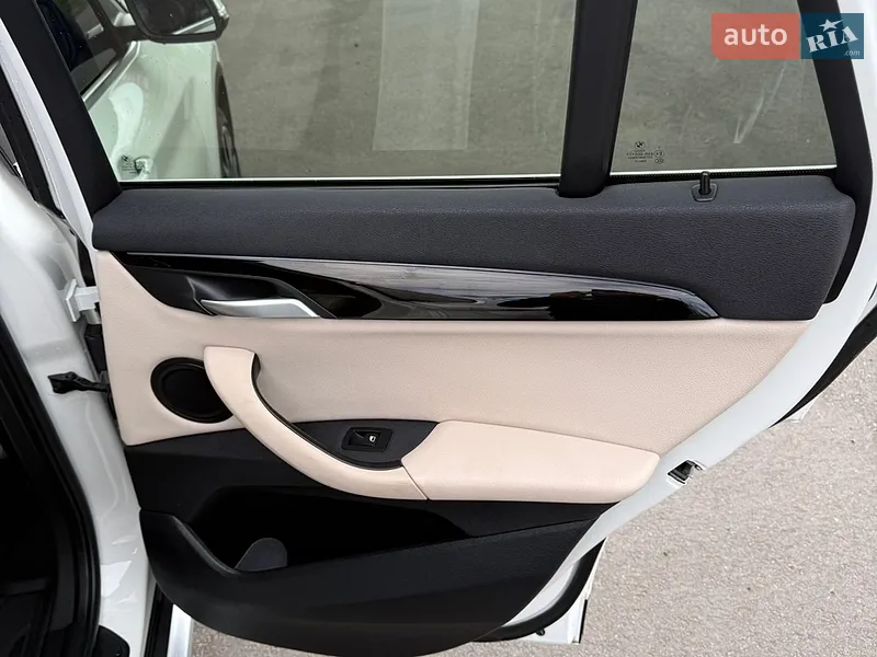 BMW X1 2021 VIN WBXJG9C07M5U40101 фото оголошення 54 з 122