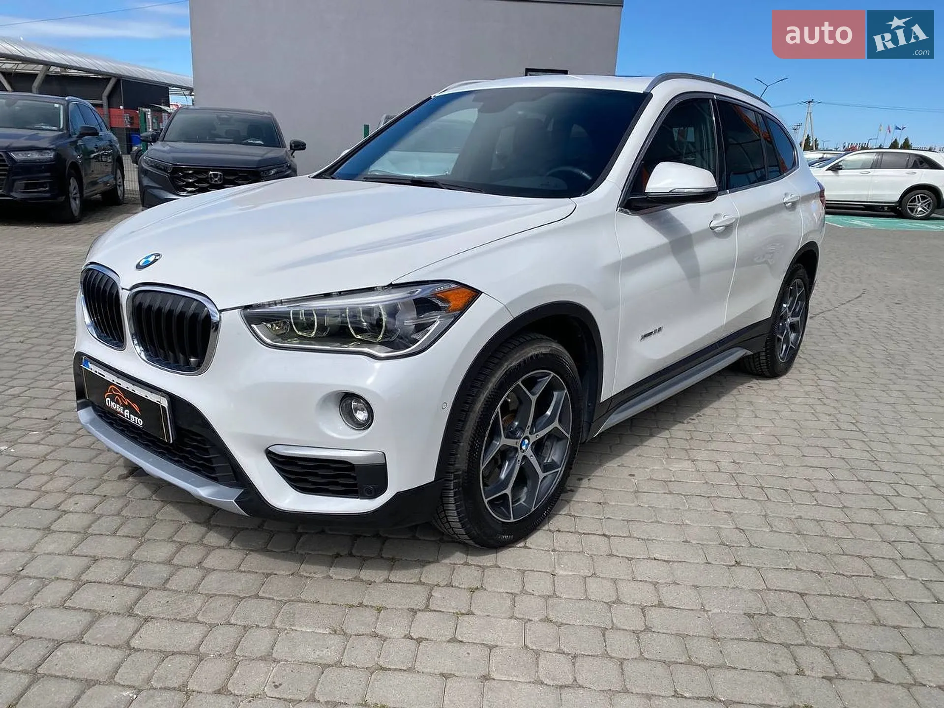 2016 BMW X1 - мініатюра 3