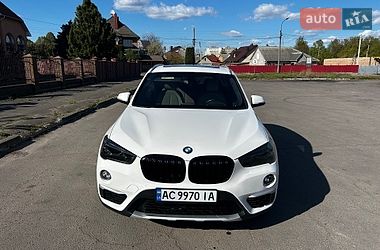Внедорожник / Кроссовер BMW X1 2016 в Луцке
