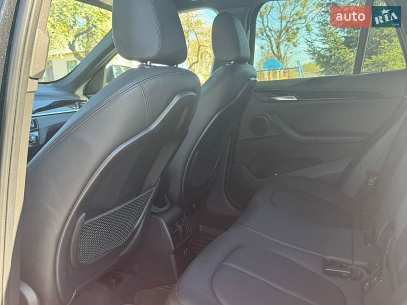 Внедорожник / Кроссовер BMW X1 2019 в Львове