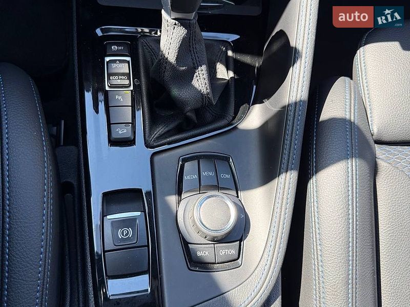 Внедорожник / Кроссовер BMW X1 2022 в Киеве