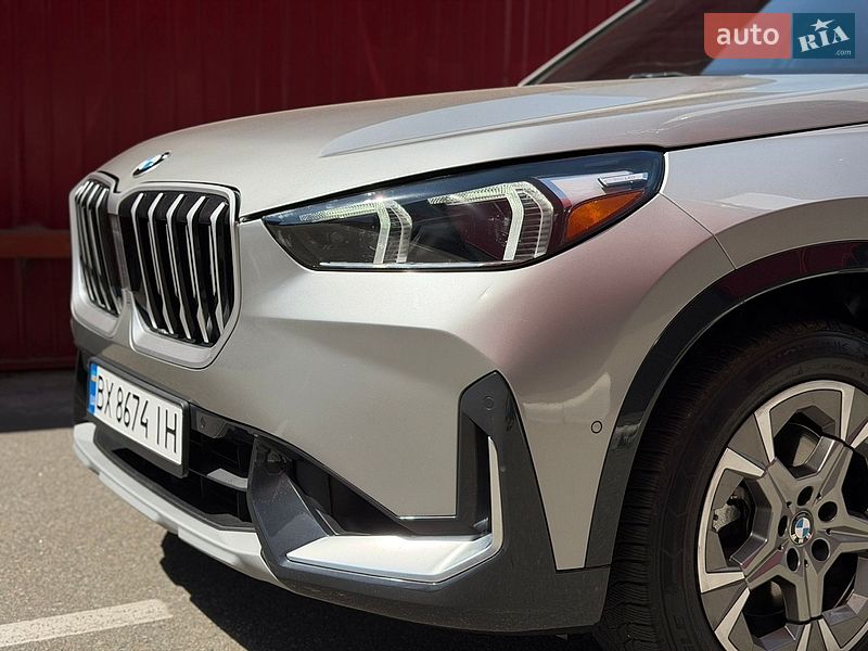 Внедорожник / Кроссовер BMW X1 2023 в Киеве
