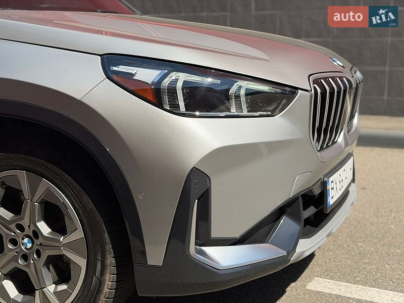 Внедорожник / Кроссовер BMW X1 2023 в Киеве