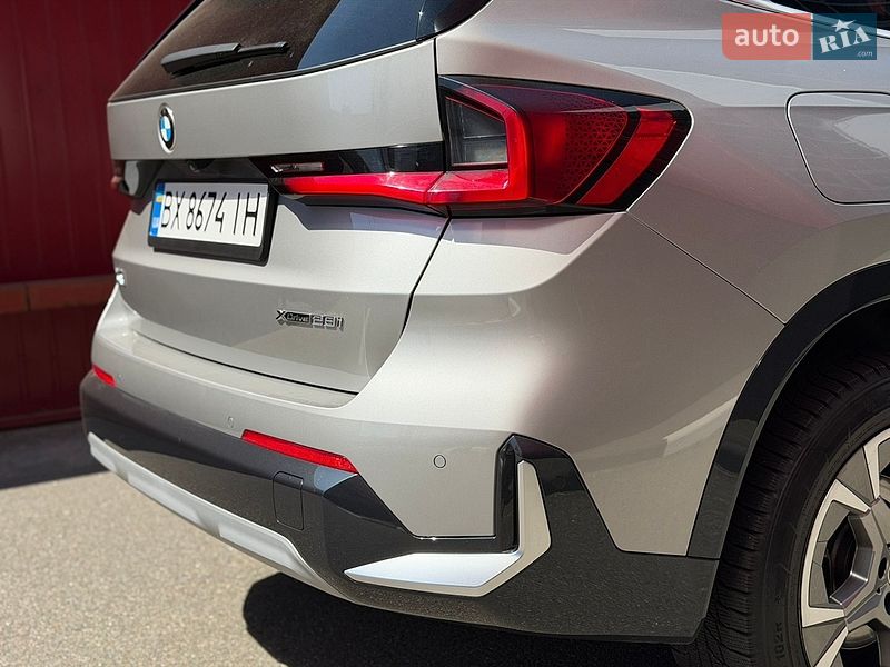 Внедорожник / Кроссовер BMW X1 2023 в Киеве