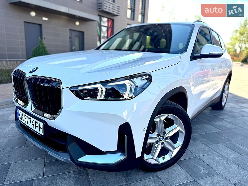 Внедорожник / Кроссовер BMW X1 2024 в Киеве