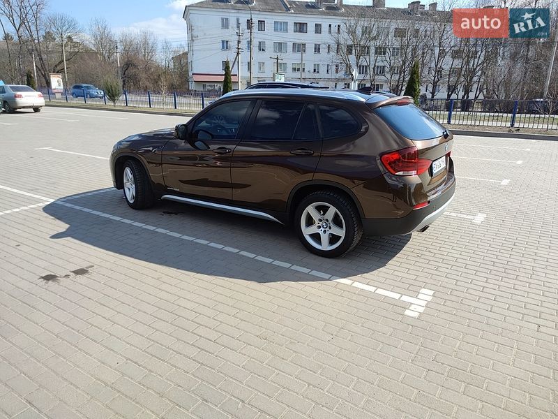 Позашляховик / Кросовер BMW X1 2010 в Старокостянтинові