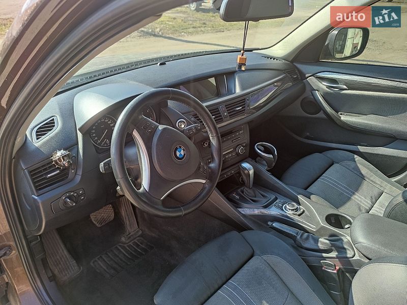 Позашляховик / Кросовер BMW X1 2010 в Старокостянтинові