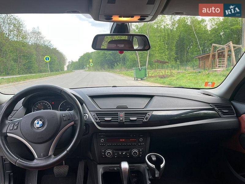 Внедорожник / Кроссовер BMW X1 2010 в Хмельницком