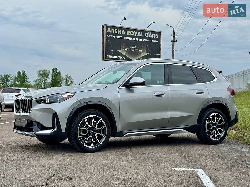 Внедорожник / Кроссовер BMW X1 2023 в Киеве