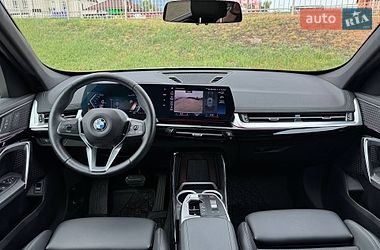 Внедорожник / Кроссовер BMW X1 2023 в Киеве