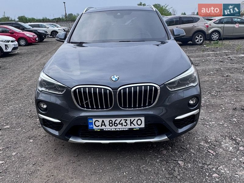 Внедорожник / Кроссовер BMW X1 2017 в Киеве