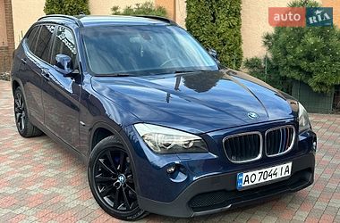 Внедорожник / Кроссовер BMW X1 2011 в Мукачево