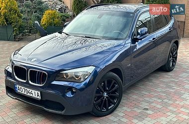 Внедорожник / Кроссовер BMW X1 2011 в Мукачево