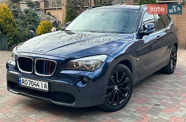 Внедорожник / Кроссовер BMW X1 2011 в Мукачево