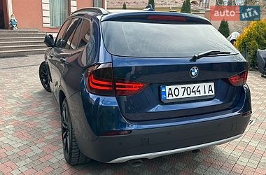 Внедорожник / Кроссовер BMW X1 2011 в Мукачево