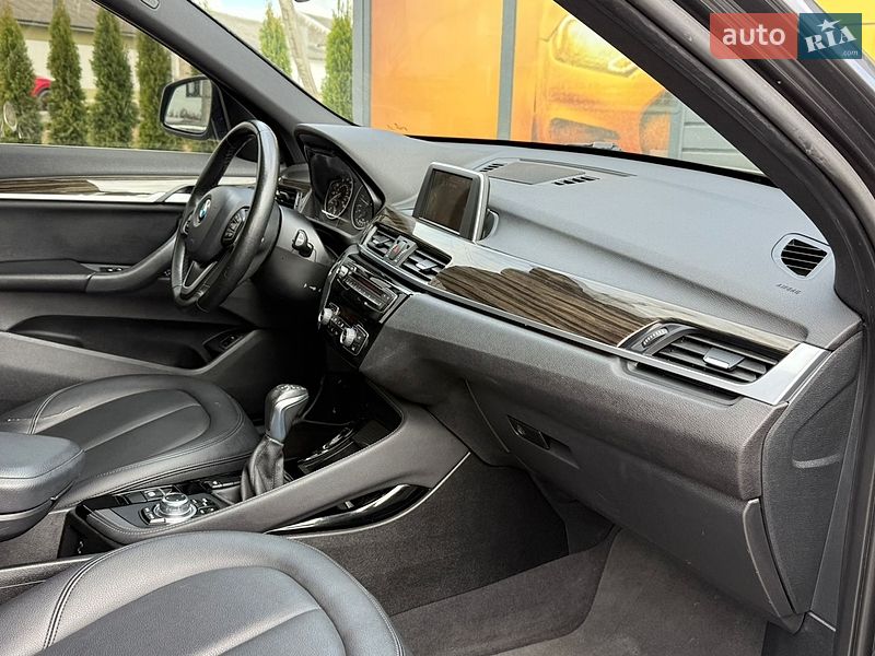 Внедорожник / Кроссовер BMW X1 2015 в Стрые