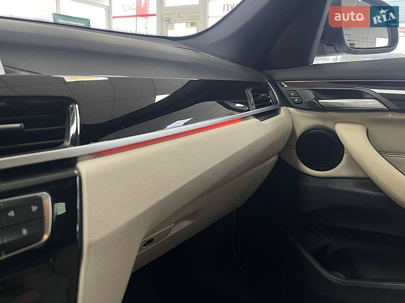 Внедорожник / Кроссовер BMW X1 2019 в Киеве