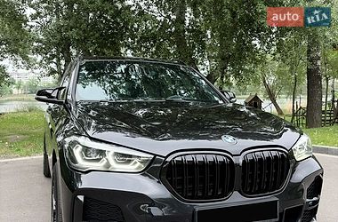 Внедорожник / Кроссовер BMW X1 2020 в Киеве