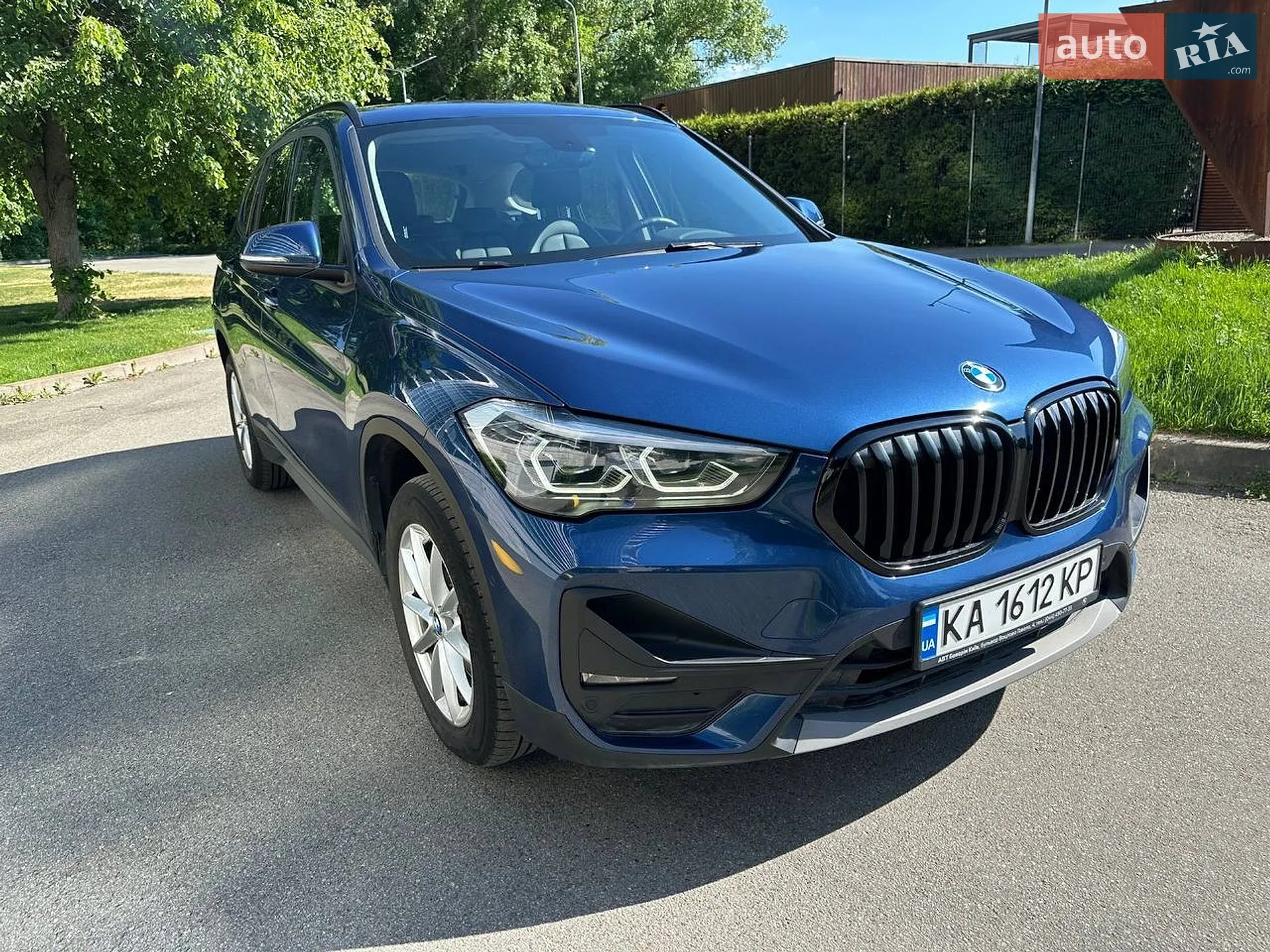 2022 BMW X1 - фото 1