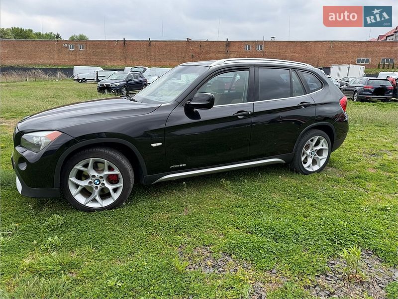 Внедорожник / Кроссовер BMW X1 2012 в Луцке
