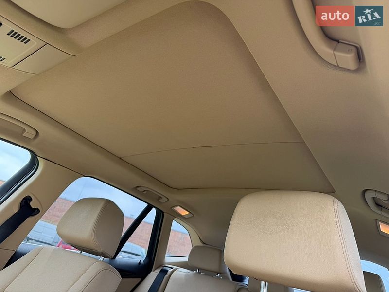 Внедорожник / Кроссовер BMW X1 2012 в Луцке