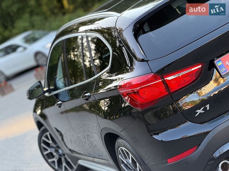 Внедорожник / Кроссовер BMW X1 2020 в Львове