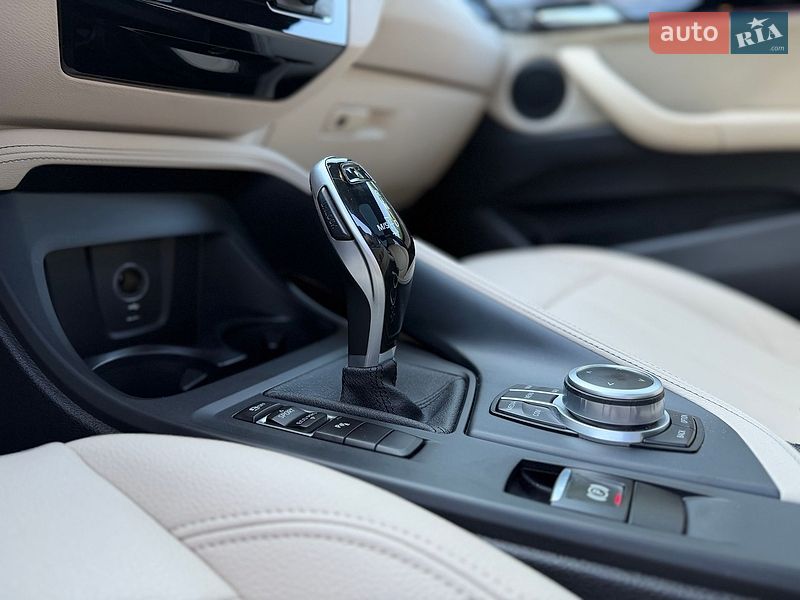Внедорожник / Кроссовер BMW X1 2020 в Львове