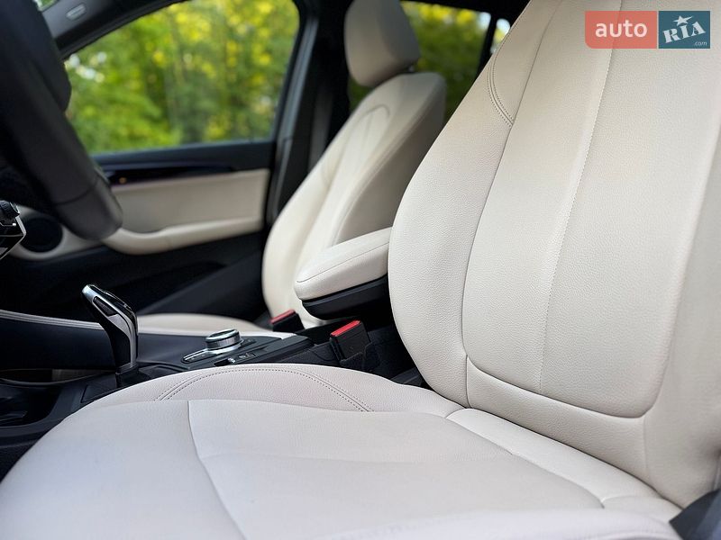 Внедорожник / Кроссовер BMW X1 2020 в Львове