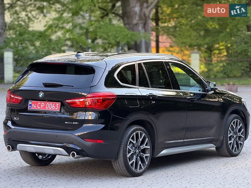 Внедорожник / Кроссовер BMW X1 2020 в Львове