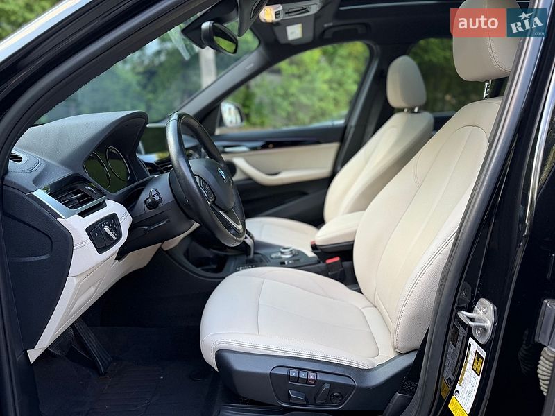Внедорожник / Кроссовер BMW X1 2020 в Львове