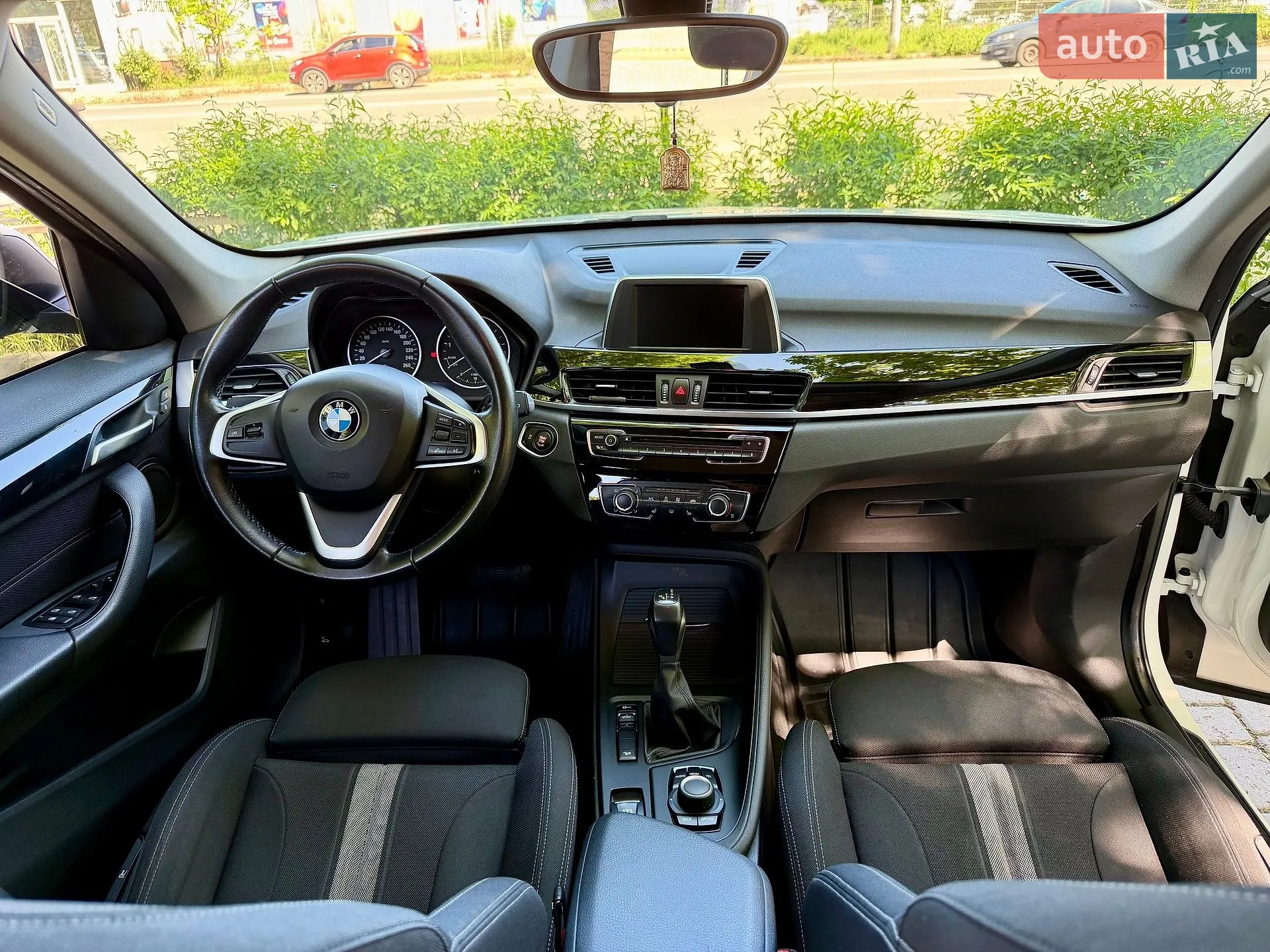 2016 BMW X1 - мініатюра 27