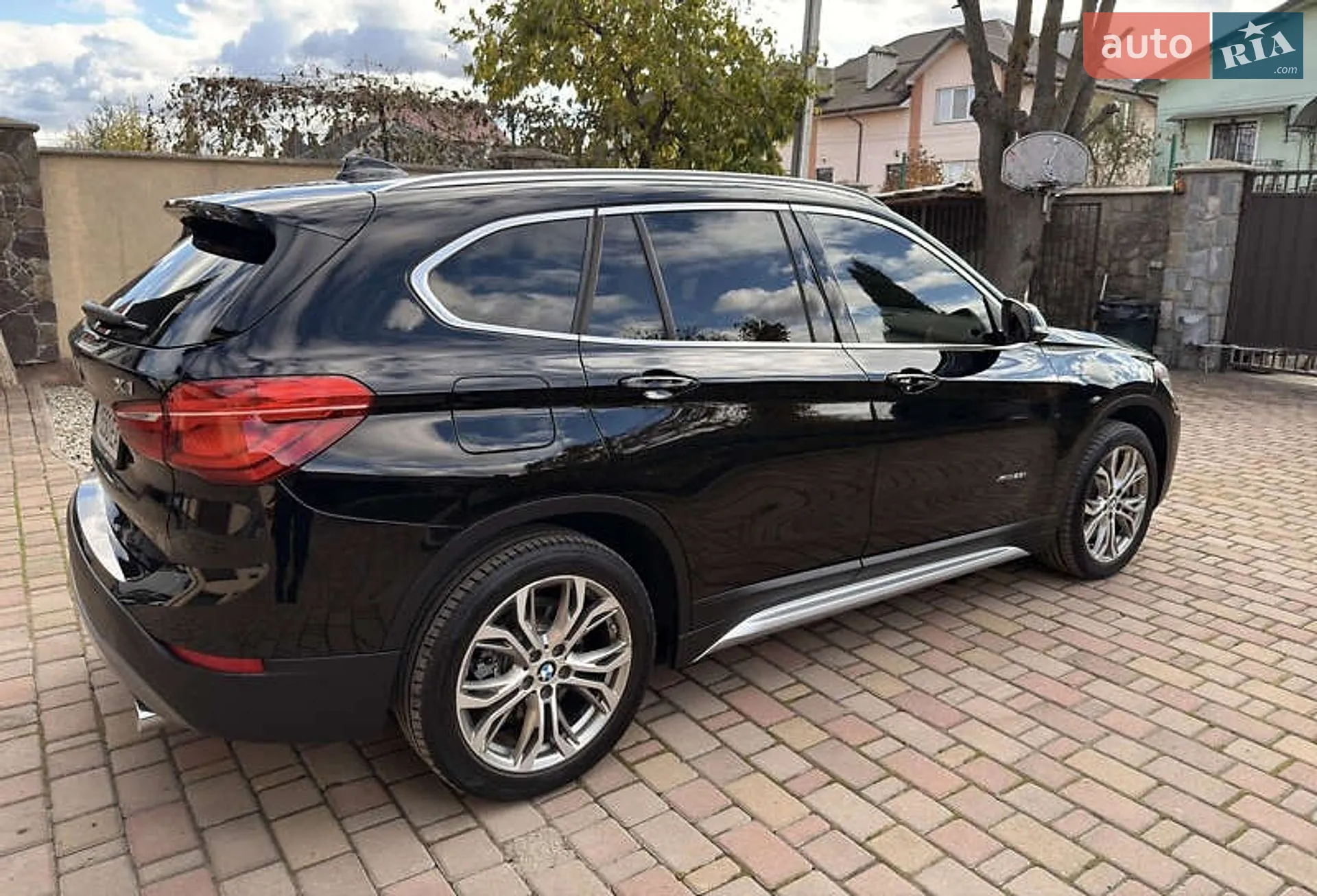 2016 BMW X1 - мініатюра 3