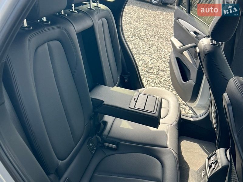 Внедорожник / Кроссовер BMW X1 2018 в Ковеле