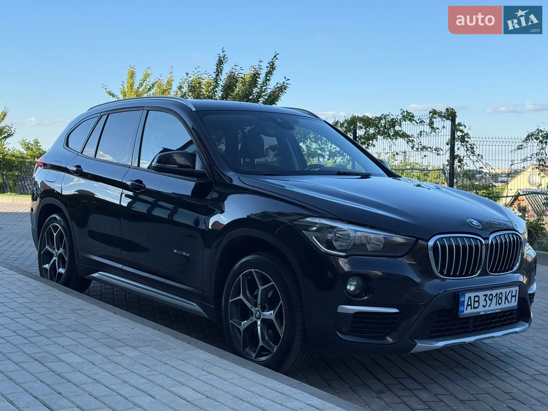 2016 BMW X1 - мініатюра 2
