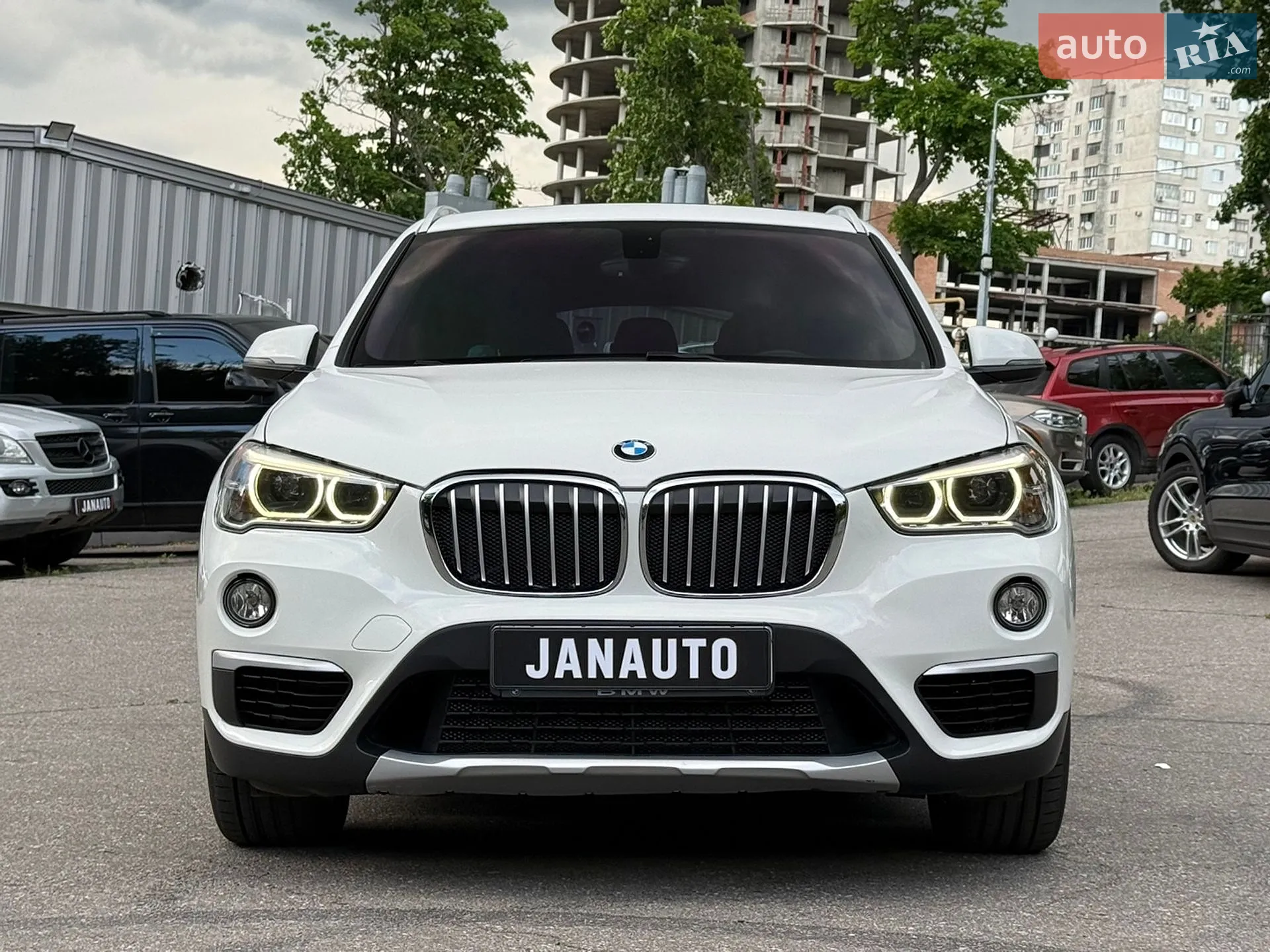 2017 BMW X1 - мініатюра 3
